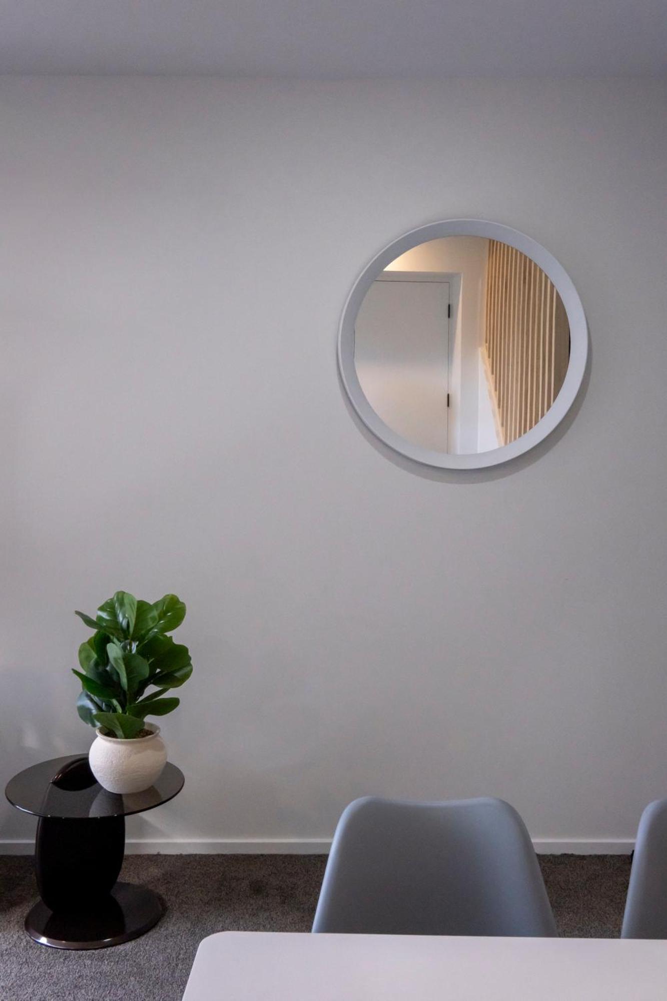 Luxury 2 Bed Townhome In Cbd ไครสต์เชิร์ช ภายนอก รูปภาพ